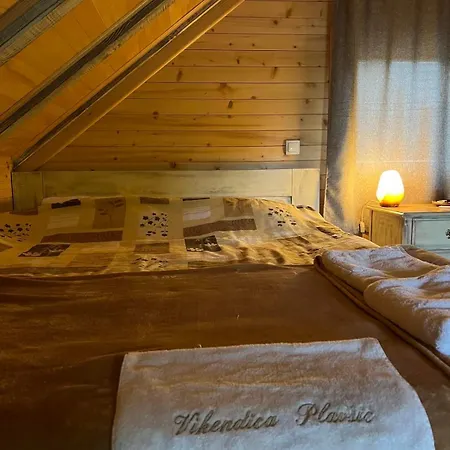 Semesterbostad Log Plavsic - Vikendica Plavsic Sipovo